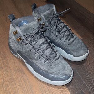 Air Jordan Retro 12 - Size 6.5 Gradeschool